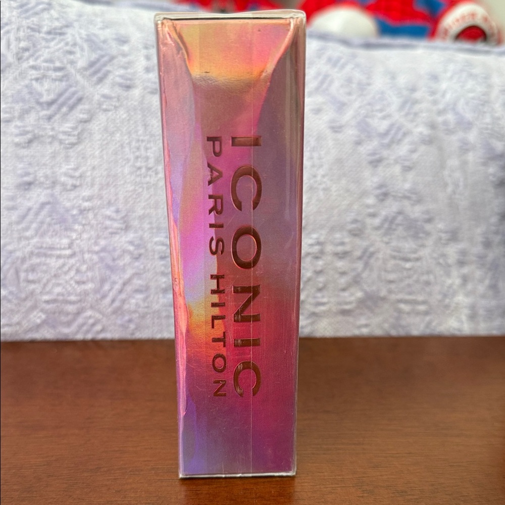Paris Hilton Iconic Fragrance - Shimmering Pink and Silver - Picture 3 of 4